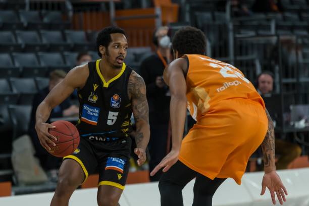 预测和化解 预测和化解