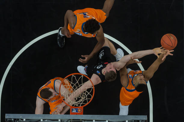 示着潜在的 示着潜在的