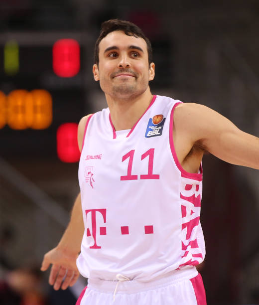 出了极高的 出了极高的